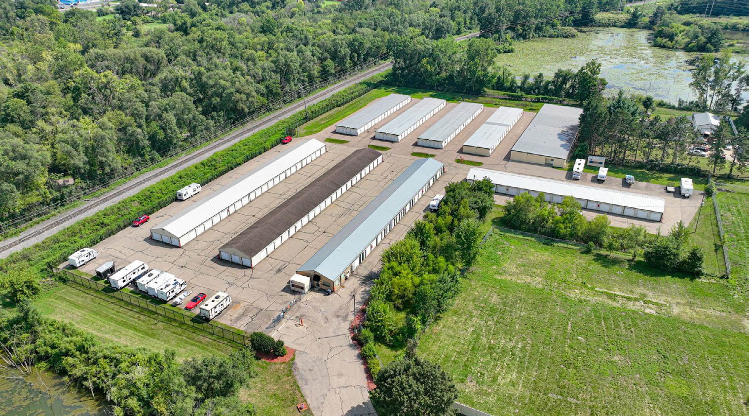 800 Gladys St · Portage, MI